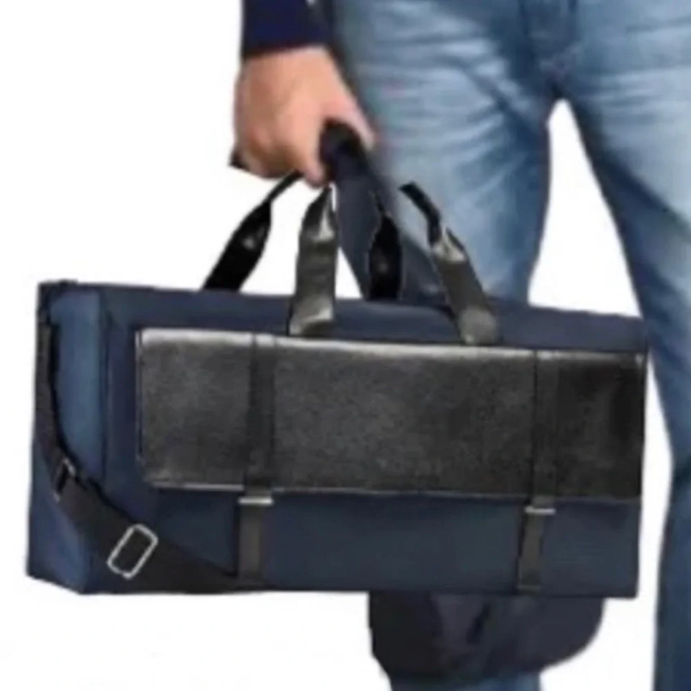 🌺Calvin Klein Large Men’s Duffle Bag🌸🌺